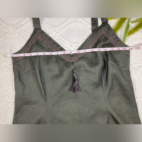 NWOT SOFT SURROUNDINGS |  Forest Green Linen & Silk Tassel Asymmetric Boho Top - Picture 12 of 14